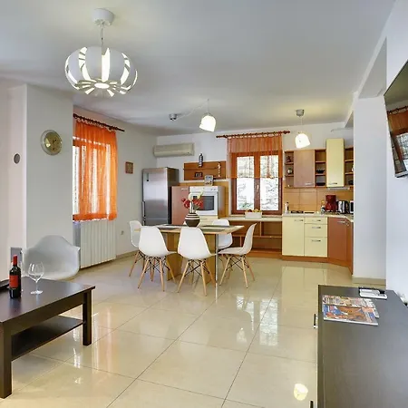 Kandler 01 Apartamento *