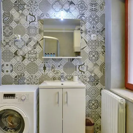 Kandler 01 Apartamento Pula